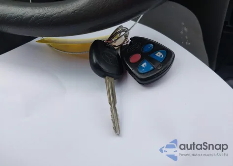 2008 Toyota Corolla Ce из США, поврежденный, VIN 2T1BR32E98C888838